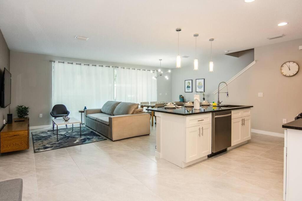 Beautiful Four Bedrooms Townhouse With Splash Pool At Le Reve Resort Kissimmee Exterior photo